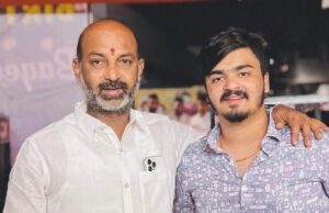 కేంద్ర మంత్రి బండి సంజయ్ కుమారుడి ఫిర్యాదు సంచలనం