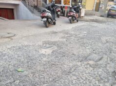 ఇరుకు దారితో ఇక్కట్లు !
